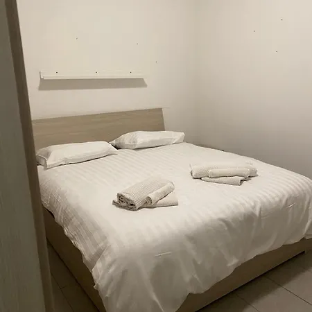 Domus Ka 3 Apartment Cremona